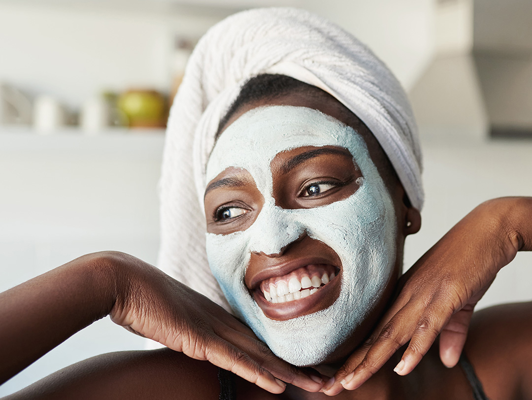 12 Best Mud Masks for Clear, Poreless Skin From Expert