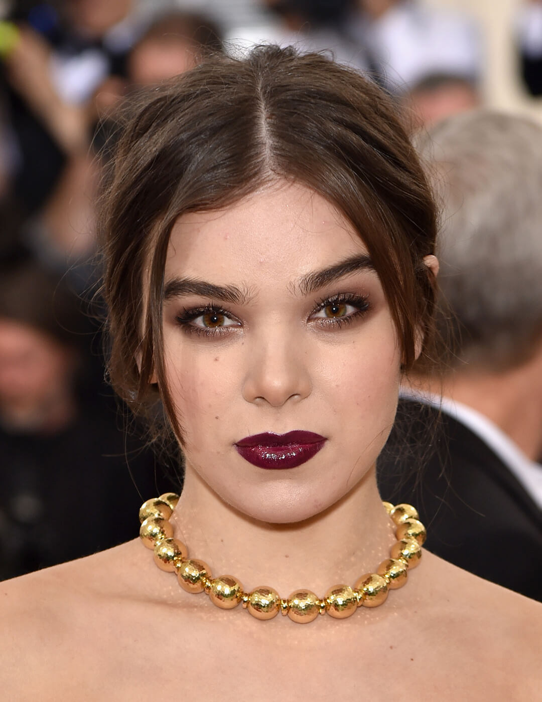 How to Wear Burgundy Lipstick This Fall