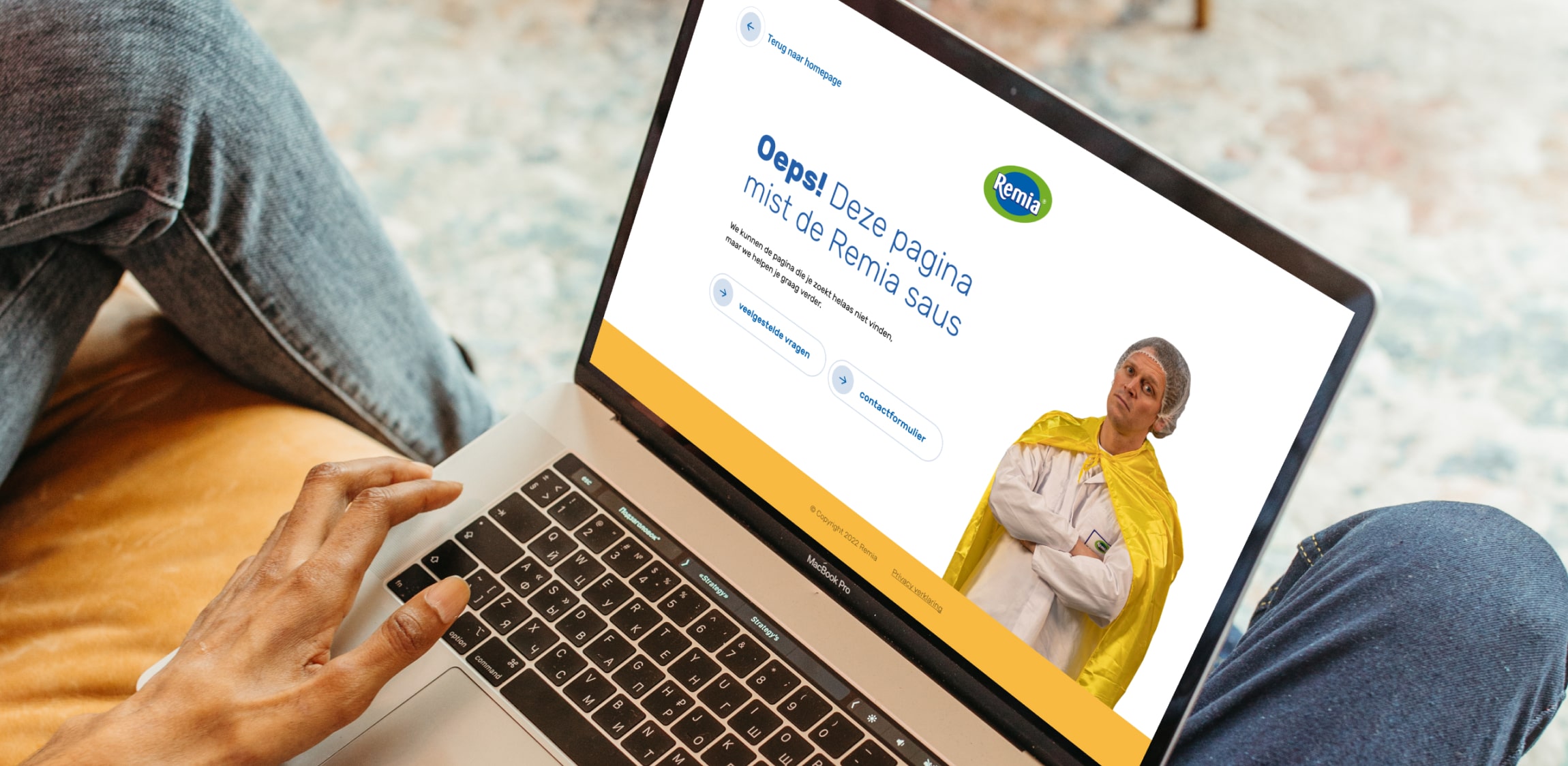 Een error melding van de Remia website staan open op een laptop. 