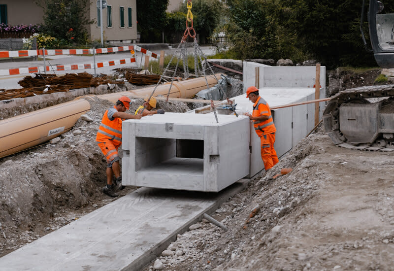 Eléments de passage de ruisseau sur mesure pour la rue principale de Derendingen