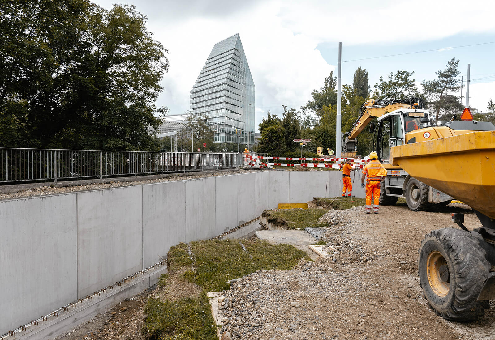 Éléments en équerre GRANDE à Bâle