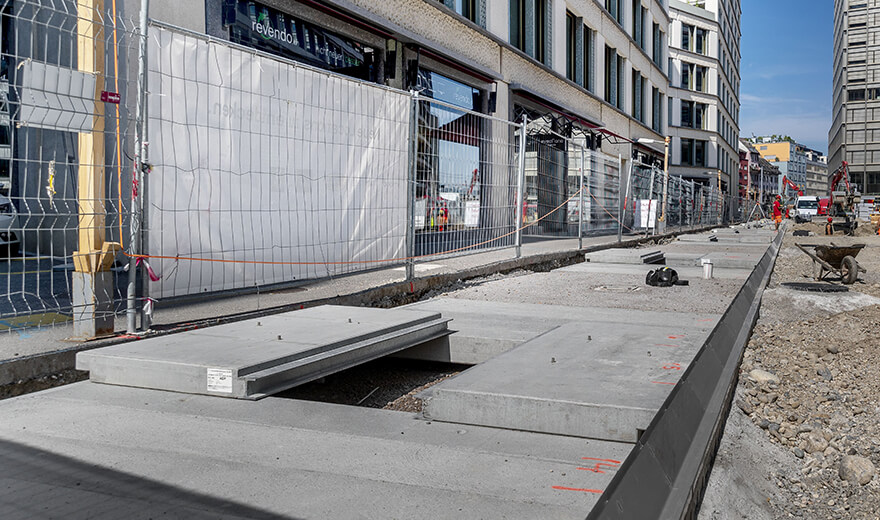 F+F Fosses d'arbres pendant la pose