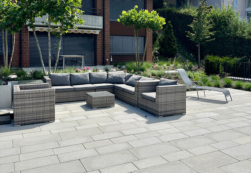 FINALGO Gehwegplatten für ein Terrassenhaus