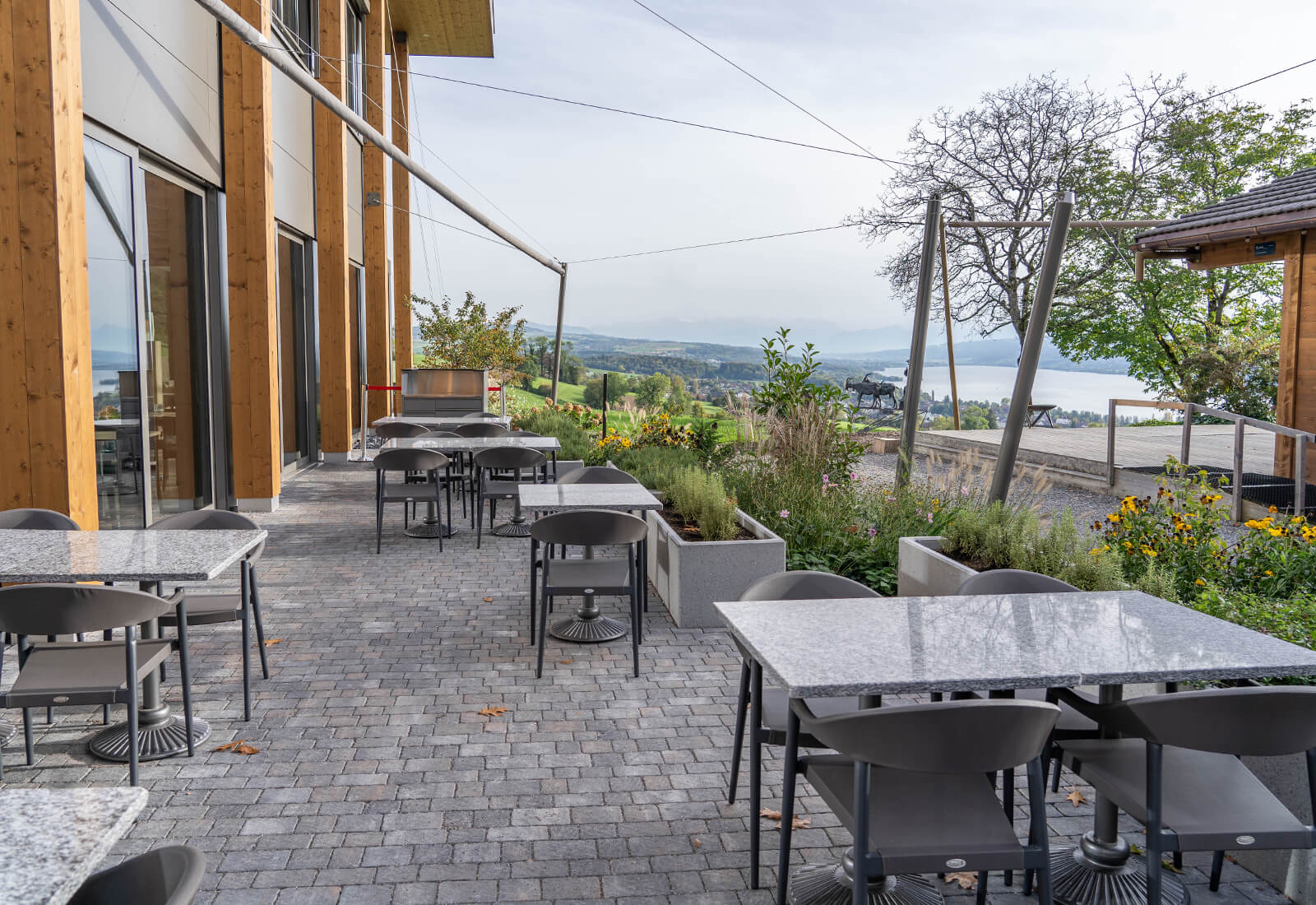 FRIEDA®-Wildpflastersteine für das Restaurant Eichberg