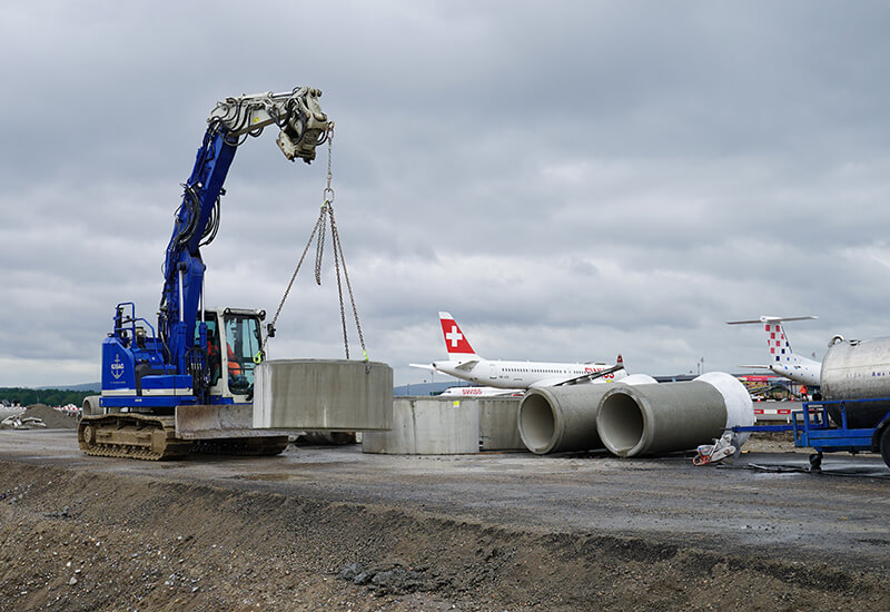 Pose de tubes en béton armé CENTUB Röser