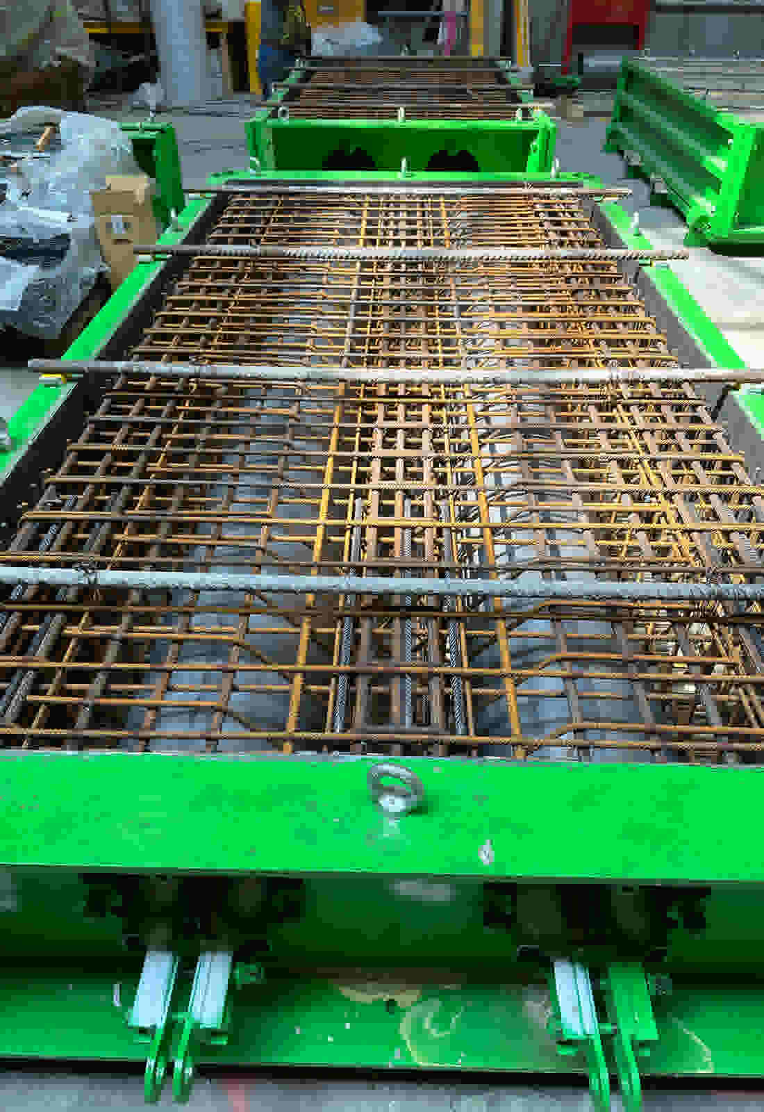 Armature des éléments en béton dans l'usine de Rickenbach