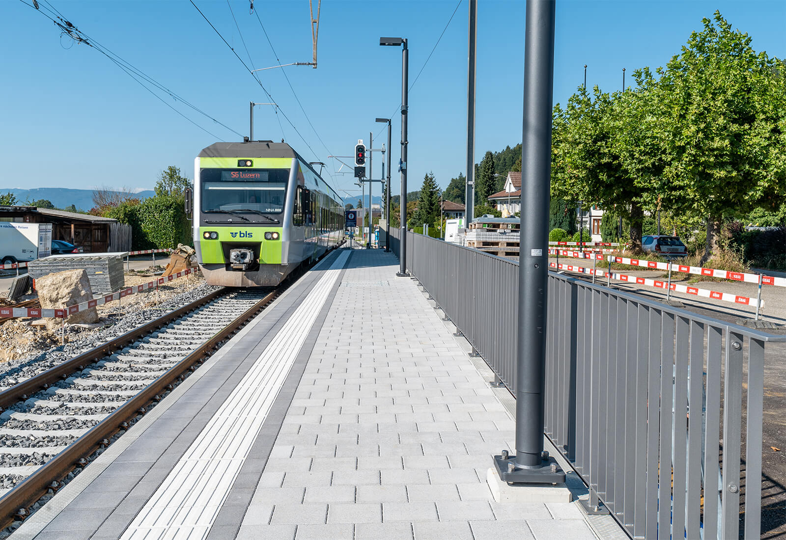 Sicherheitsmarkierungen Bahnhof