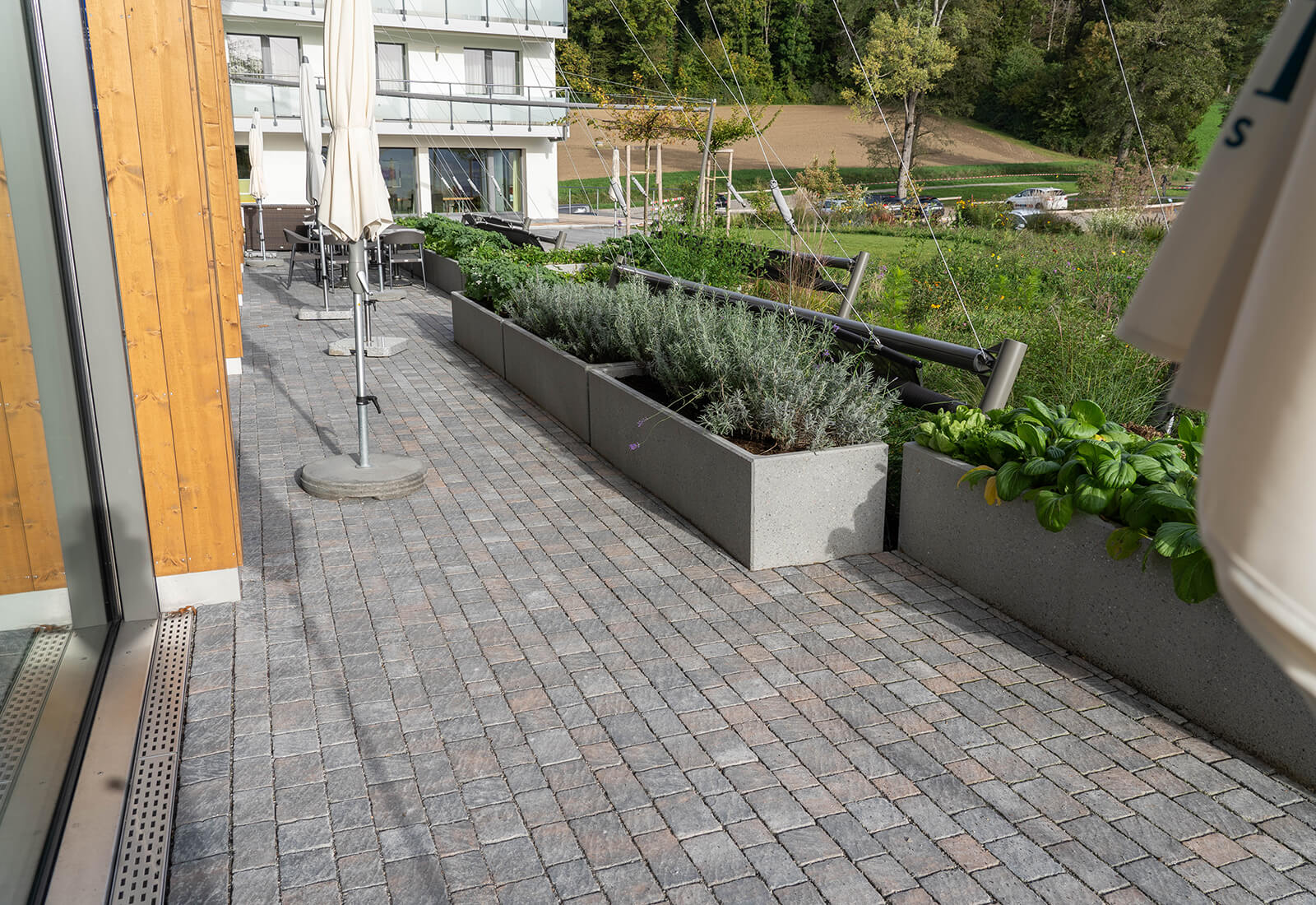 FRIEDA®-Wildpflastersteine für das Restaurant Eichberg