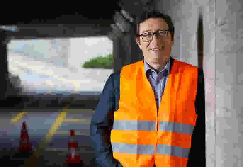 Pietro Lura, chef du service Béton et asphalte à l’Empa et professeur à l’Institut des matériaux de construction à l’EPF de Zurich