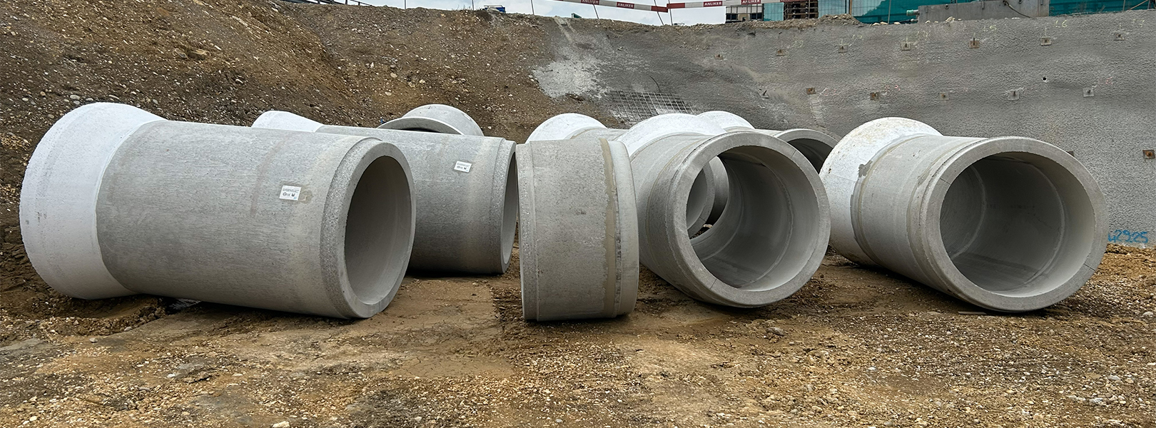 CENTUB® Stahlbetonrohren vor dem Einbau in die Kanalisation