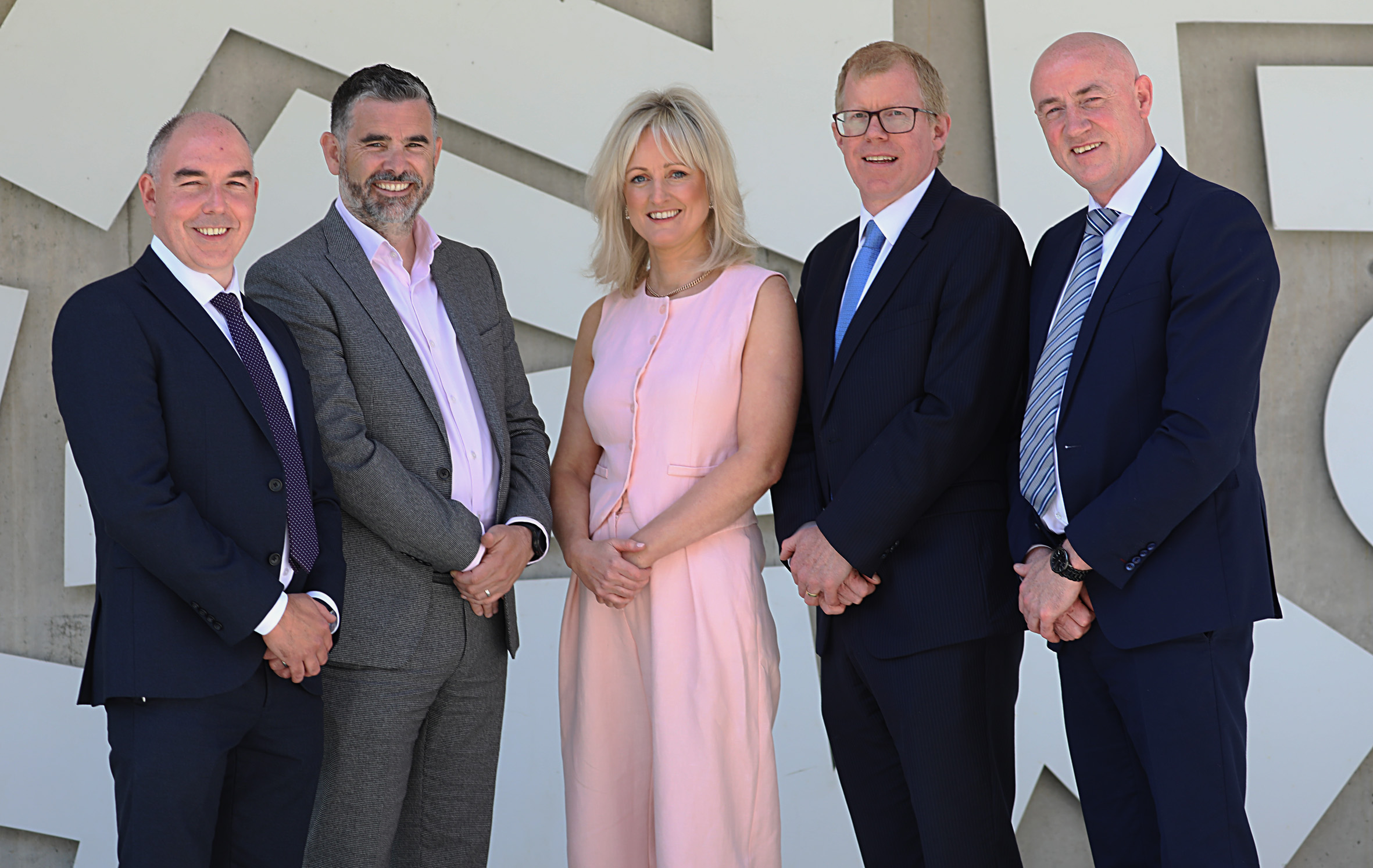 Monaghan Council Barry Sweeney, Executive Engineer Monaghan County Council, Stuart Hobbs Director SSE Airtricity Energy Services, Olga McConnon DOS Housing Monaghan County Council, Dr Ciarán Bryrne, Director of National Retrofit SEAI, Robert Burns CEO Monaghan County Council