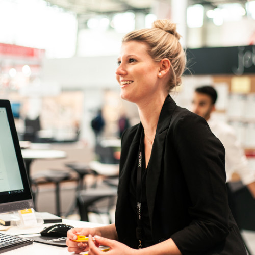 laura-klemm-dealfront