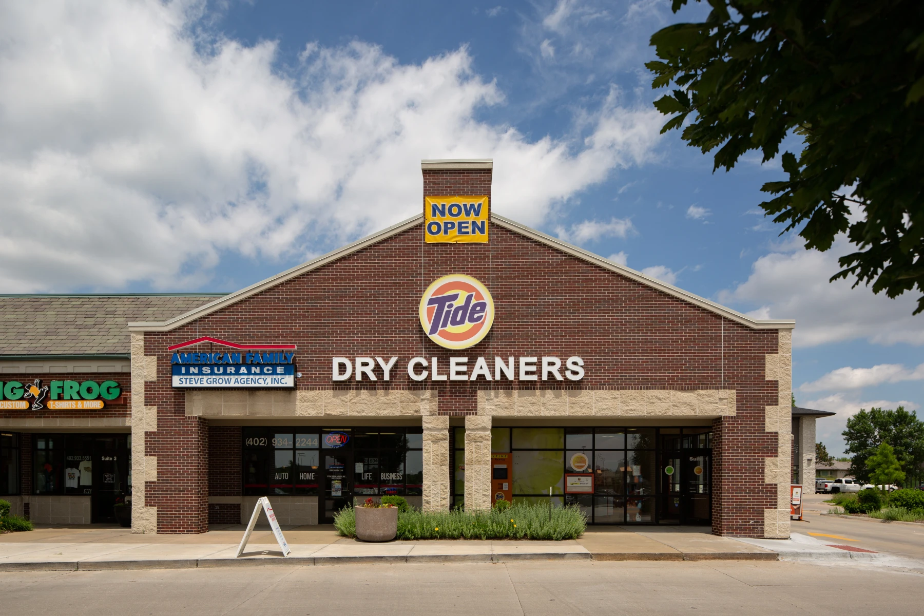 The front of Tide Cleaners Welch