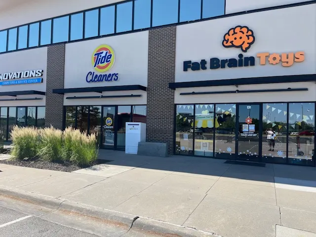 The front of Tide Cleaners Village Point