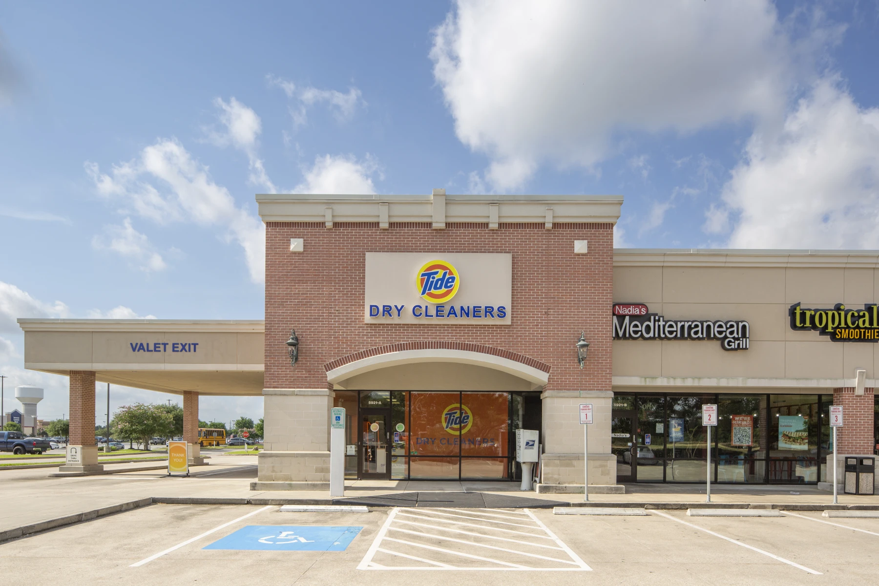 The front of Tide Cleaners FM 2920