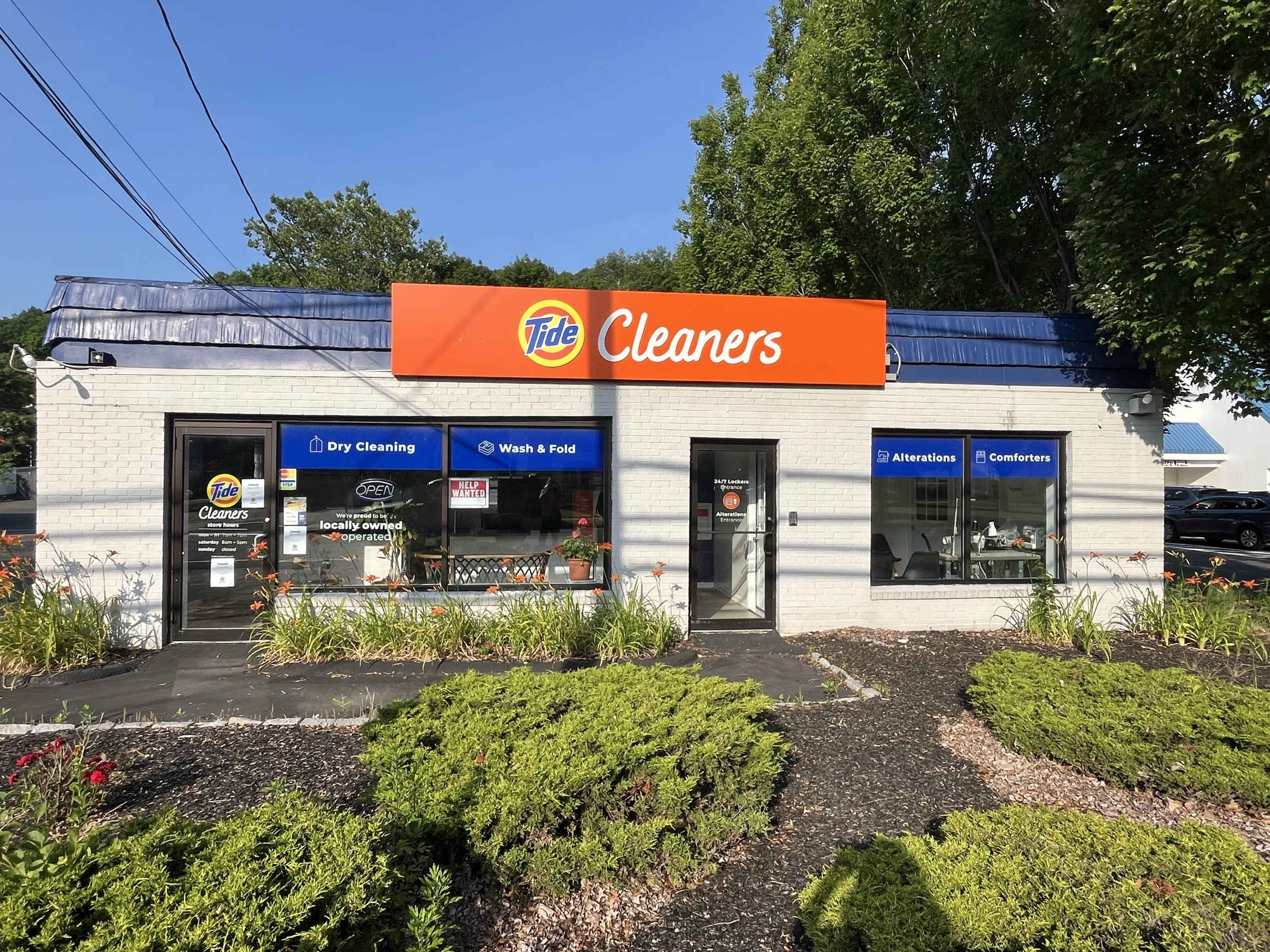 The front of Tide Cleaners Woodbridge