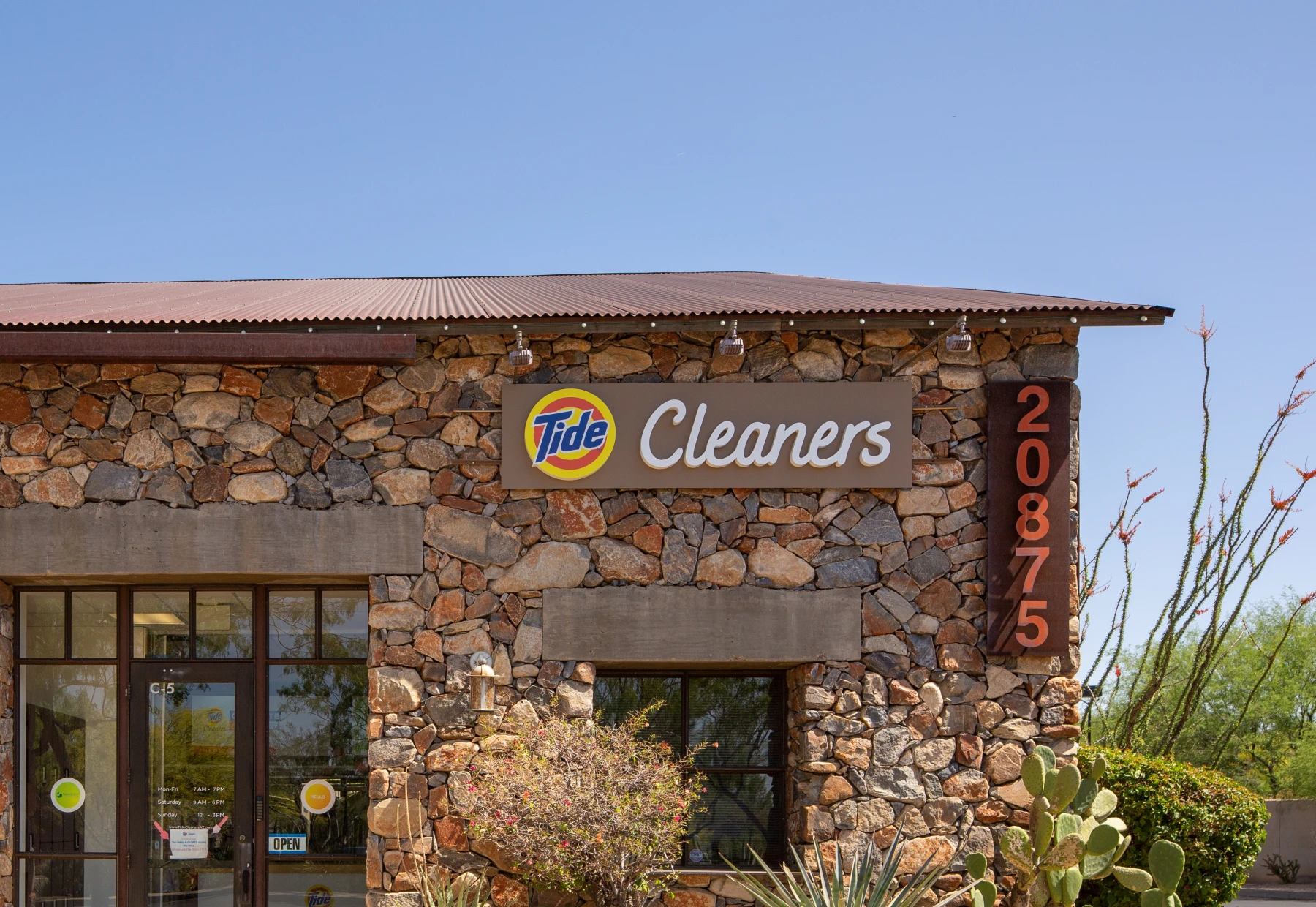 The front of Tide Cleaners DC Ranch - Scottsdale