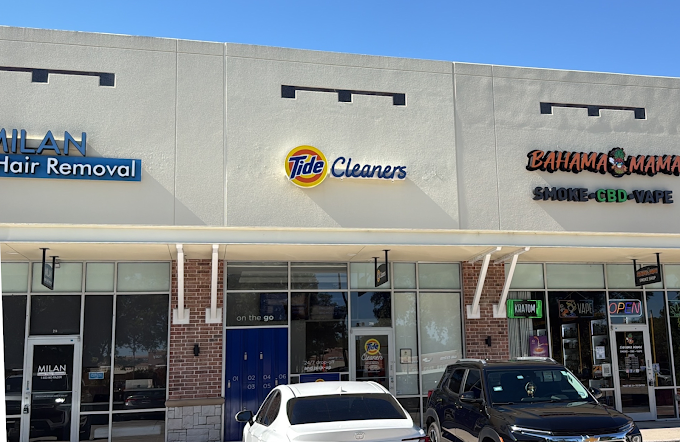 The front of Tide Cleaners Atascocita