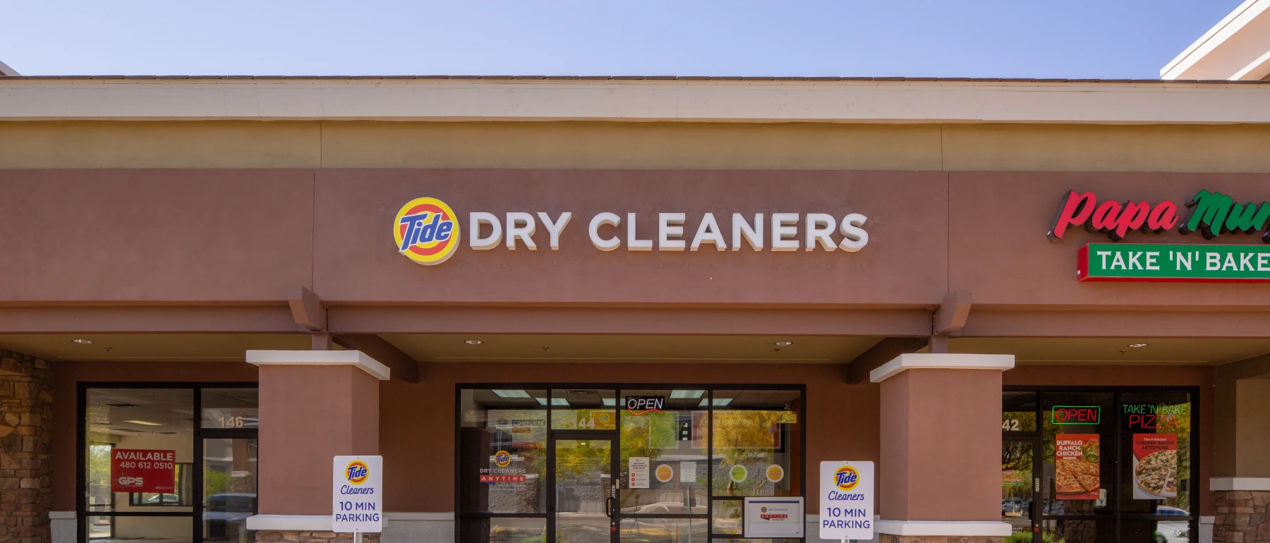 The front of Tide Cleaners Tatum and Cave Creek - Cave Creek