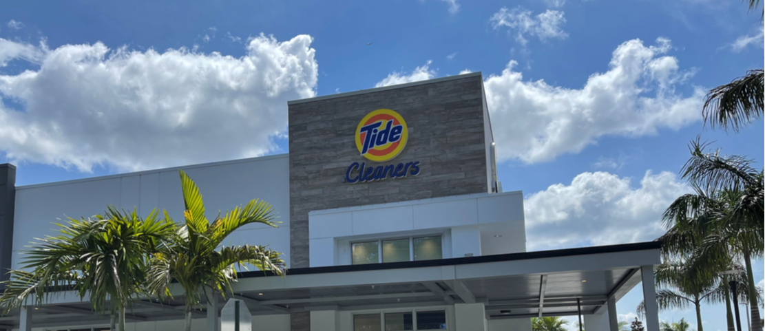 The front of Tide Cleaners Uptown Boca