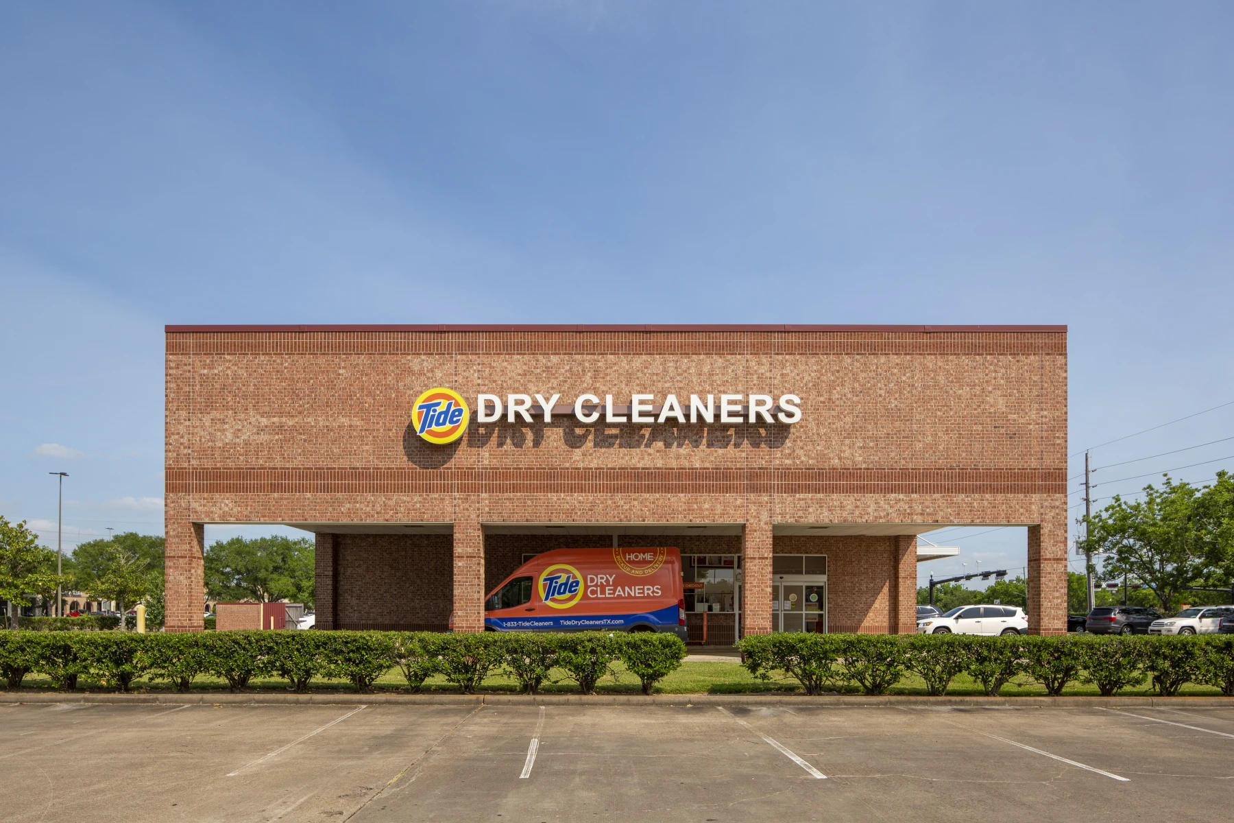 The front of Tide Cleaners Dulles