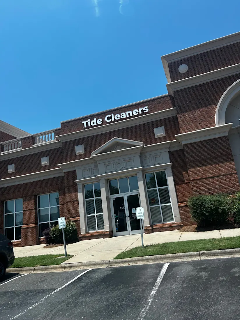 The front of Tide Cleaners Morrocroft