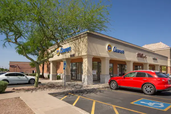 The front of Tide Cleaners 90th St. and Shea - Scottsdale
