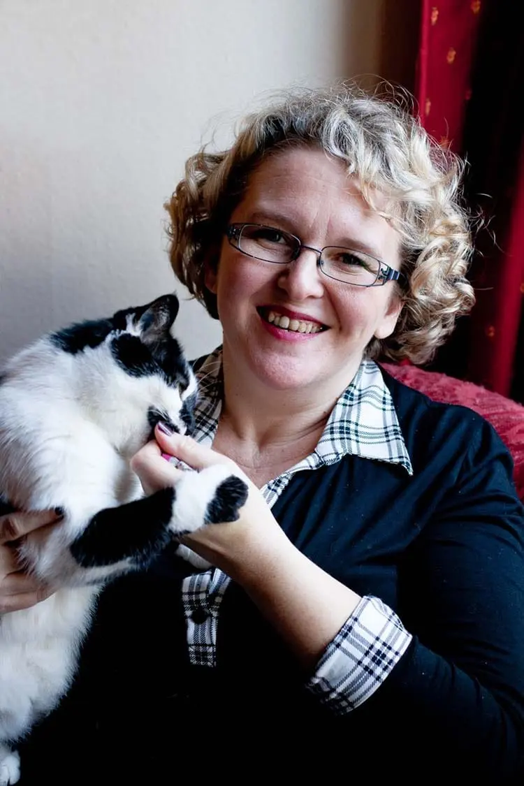 Isabelle Collin - livre Comment plaire à son chat