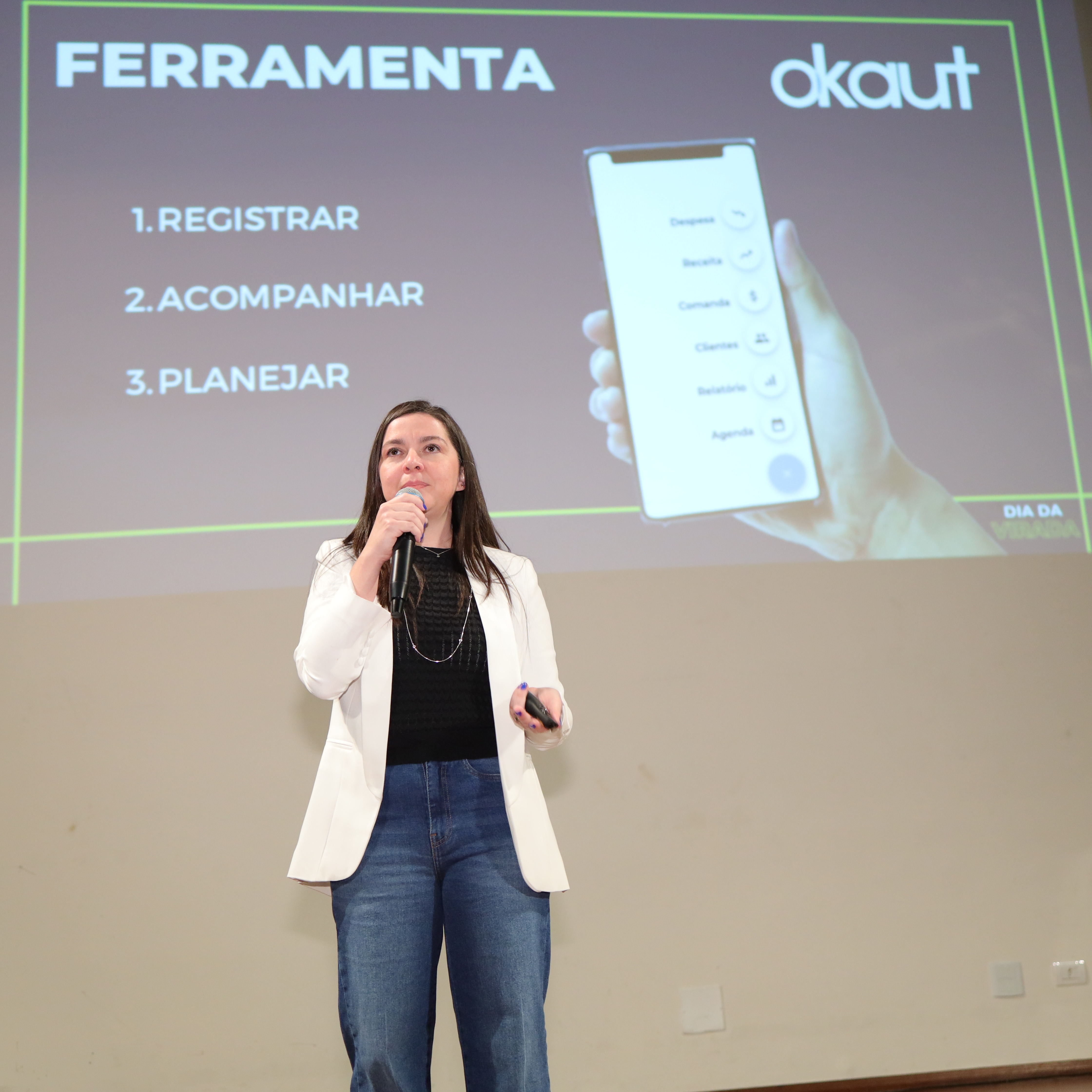 Como fazer seu Plano de Negócios com Yara Lúcia de Menezes Garcia.