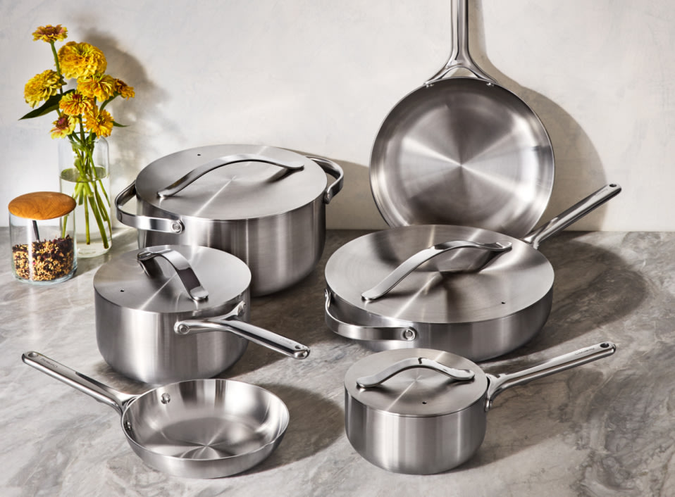 https://images.ctfassets.net/dfp1t53x5luq/0M4zQFsPdxXlj8S2HC5ut/a7cab3f4bf14b1219ff185ec0485b6de/Cookware_and_Minis_Set_-_Stainless_Steel_-_Lifestyle_on_Countertop.jpg?w=958&h=706&fl=progressive&q=85&fm=jpg