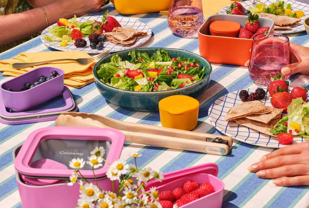 Summer Container Set - Lifestyle on Picnic Blanket