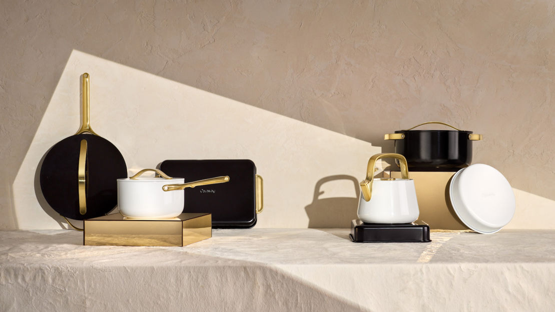 Introducing The Iconics Collection: Bakeware & Tea Kettle