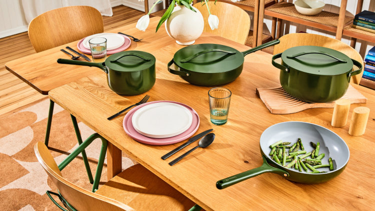 Moss Cookware on Tabletop