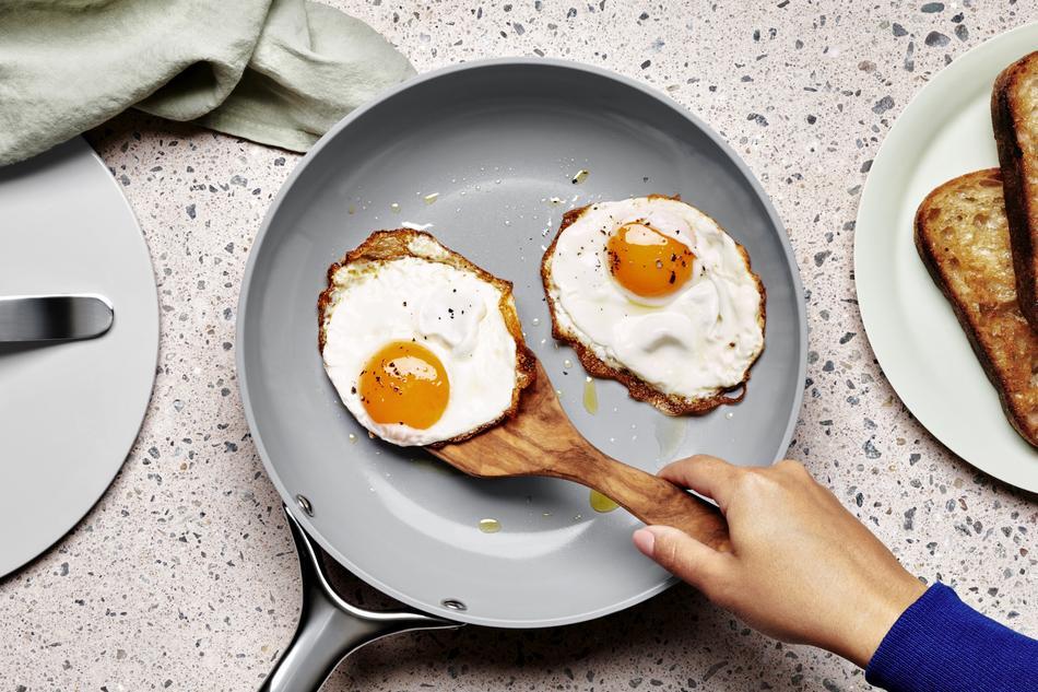 Frying Pan Uses: Things You Can Do with a Caraway Fry Pan