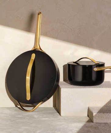 Ceramic Non-Stick Cookware: Non-Toxic Pots and Pans | Caraway