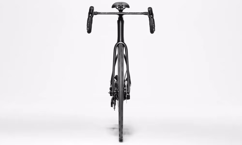 Blog_Image_Cannondale SuperSix EVO 2024_Front View.webp