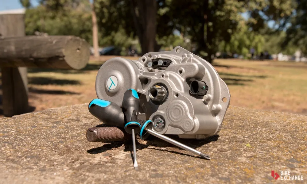 Image e-bike motor maintenance