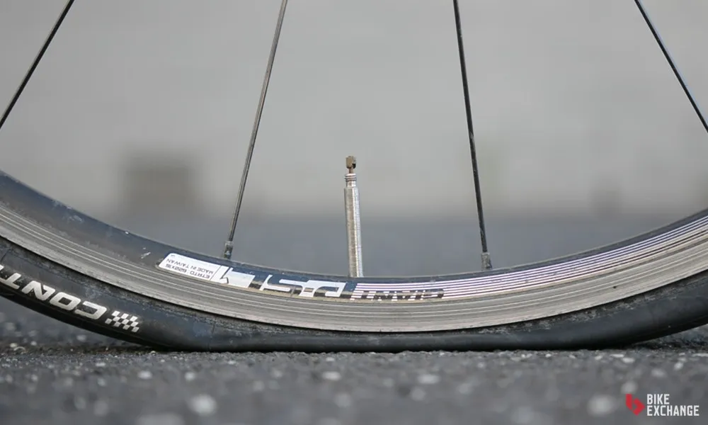 Image Tyre puncture