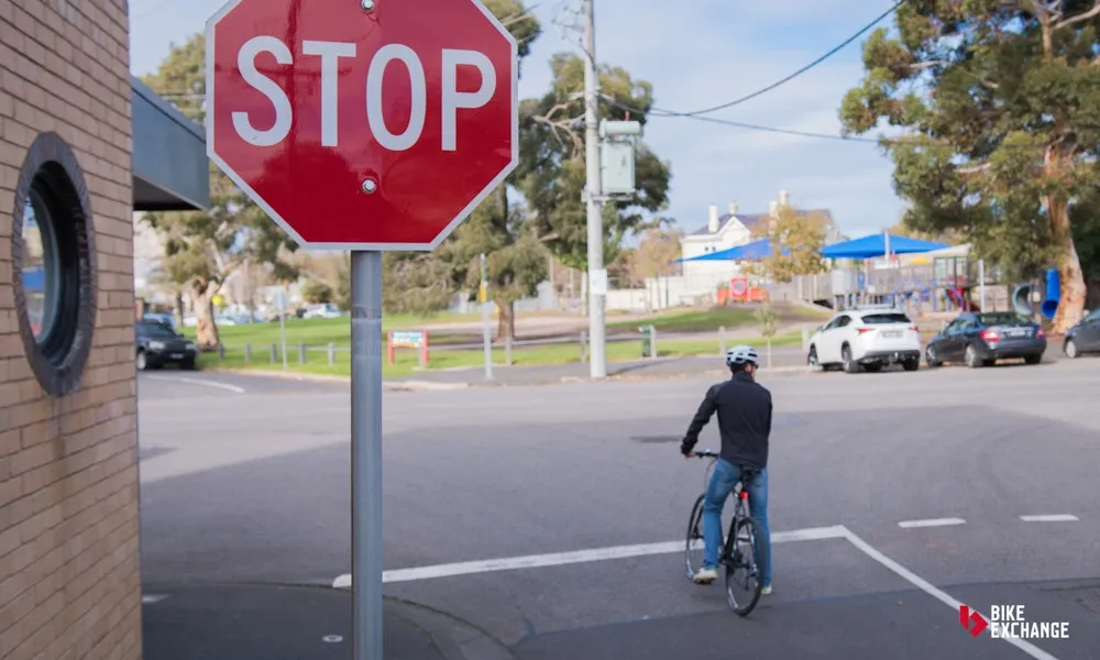 fullpage_obey-road-signs-austral.webp