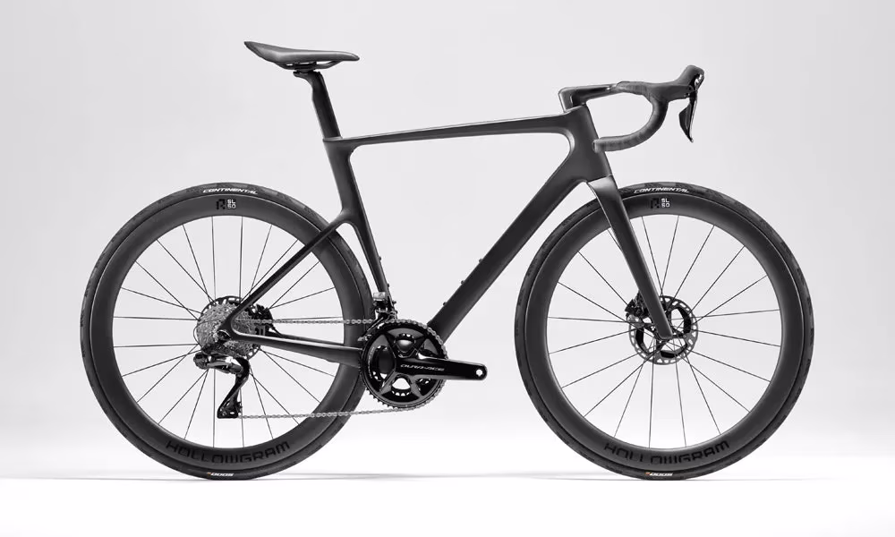 Blog_Image_Cannondale SuperSix EVO 2024_Black Color.webp