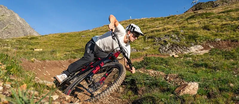 Raymon-eBike-Hardtail-2er-banner.webp