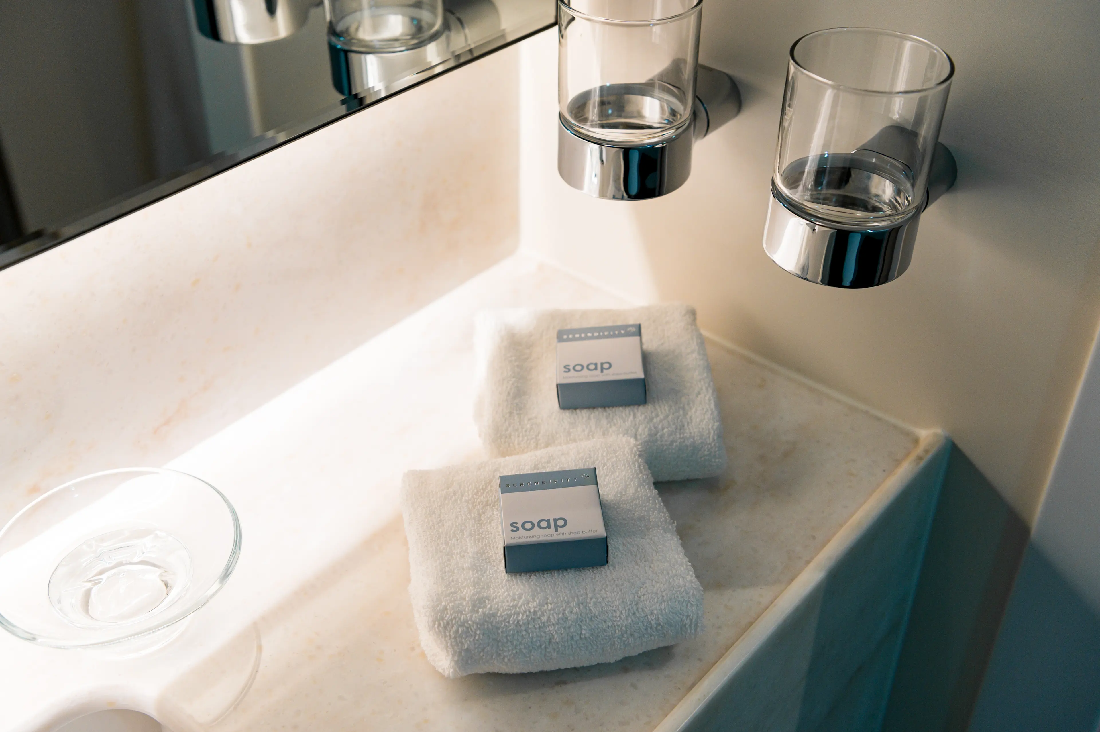 Image - Coral Adventurer - Stateroom - Bathroom amenities