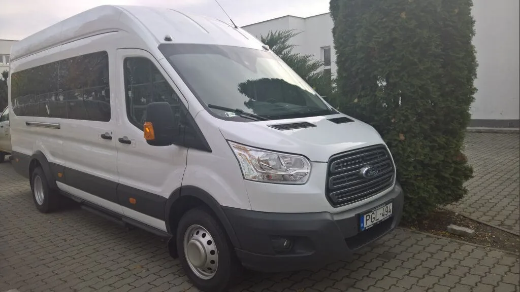 Ford FRD Tranzit Busz