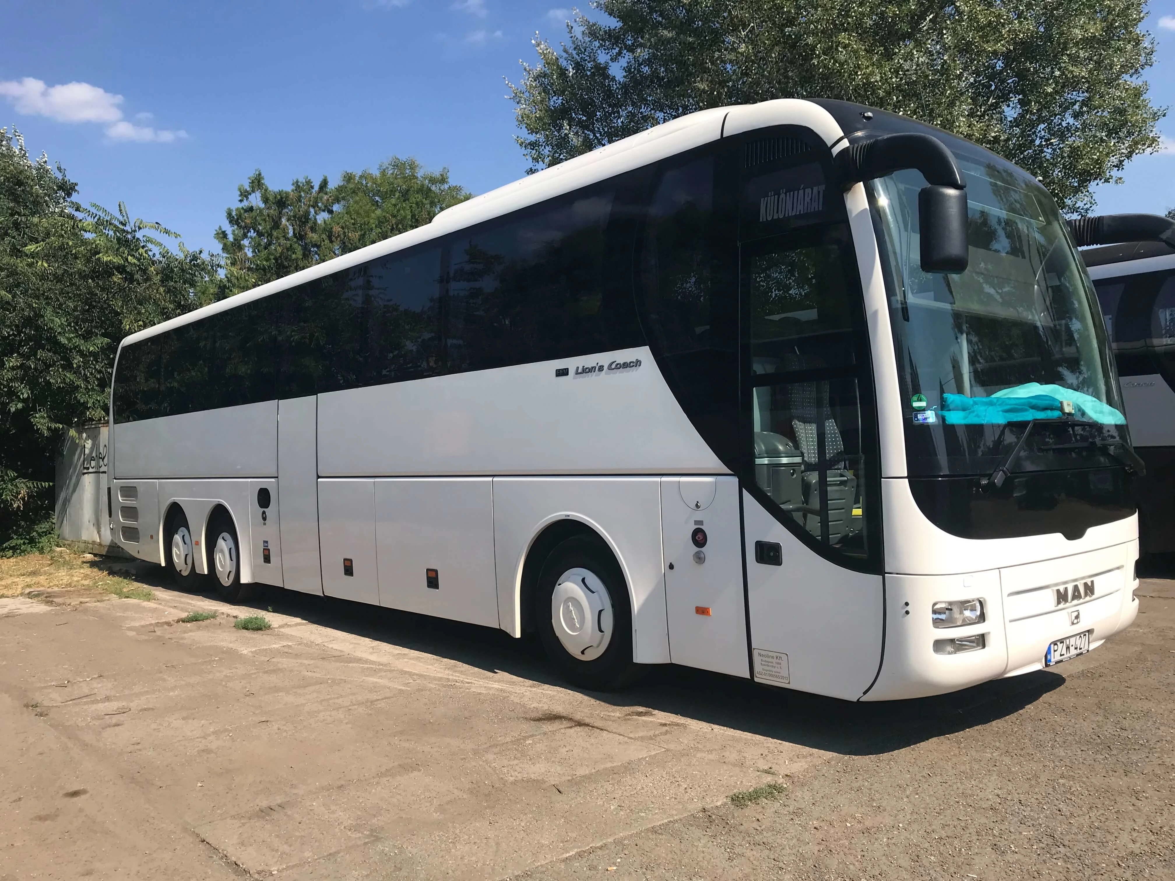 MAN R09 LIONS COACH Busz