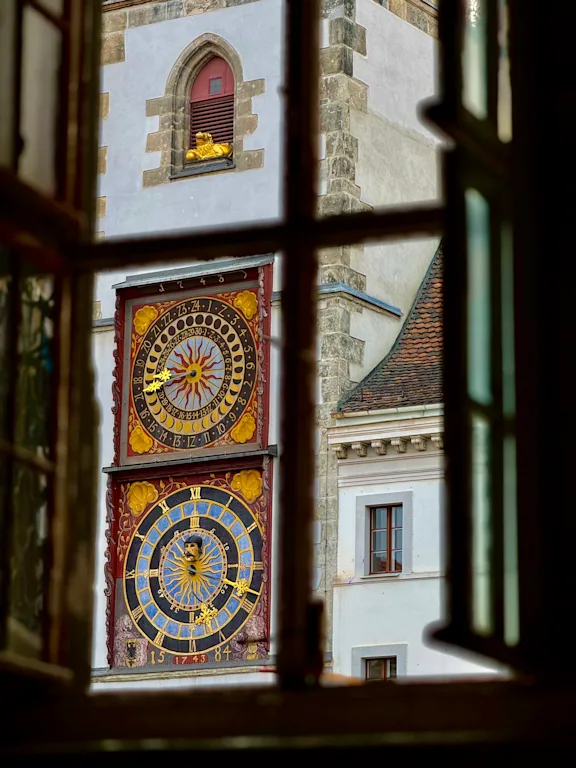 Platz 1 Blick vom Fenster Alte Waage zum Rathaus Artem Zhyrnov