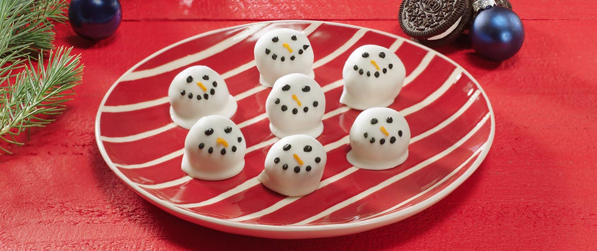 Boules de biscuits « Bonshommes de neige » OREO