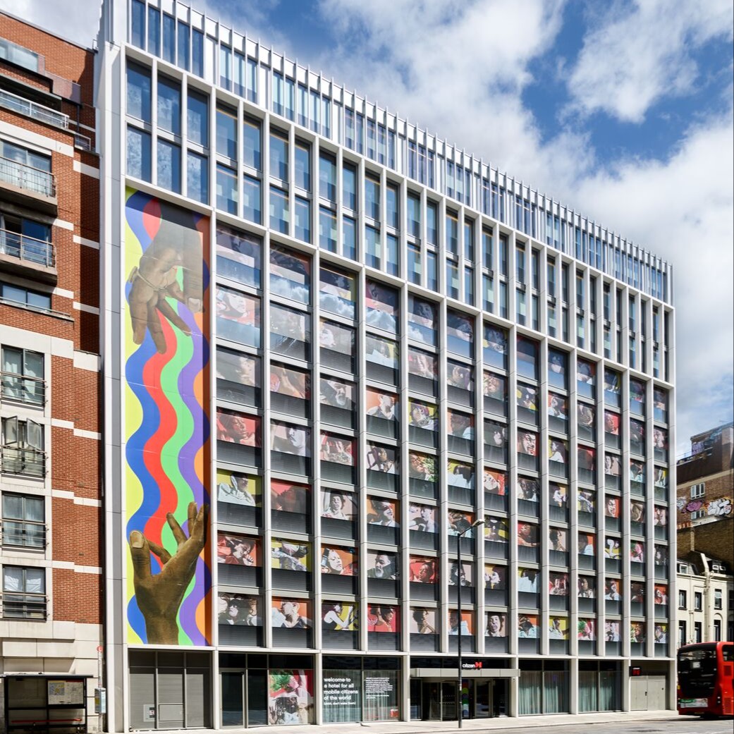 London Victoria Station hotel