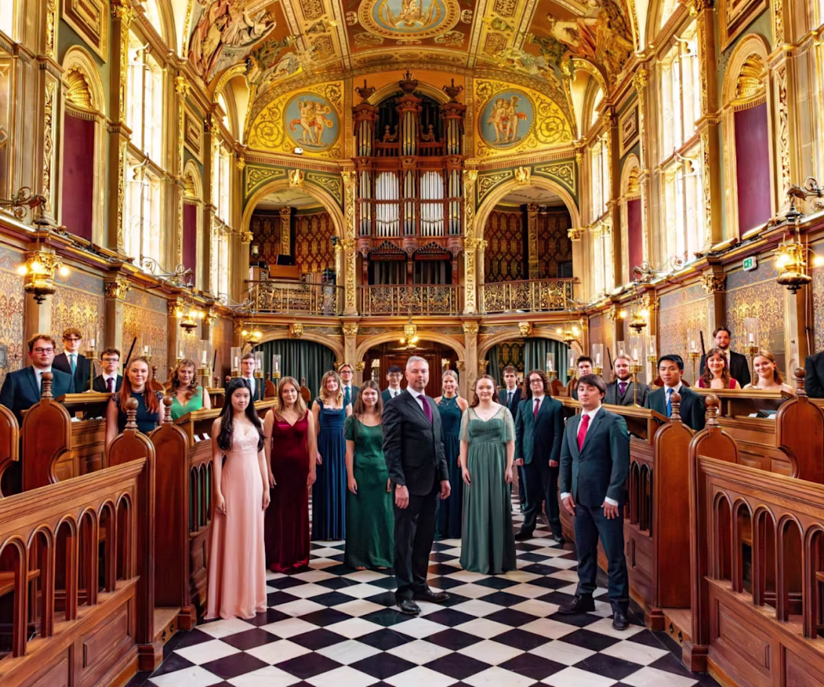 The King, the Archbishop, a Spy, and the English Exiles The King, the Archbishop, a Spy, and the English Exiles