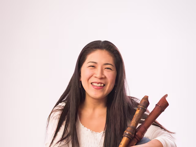 Naomi Okuda Wooderson (recorder) and friends Naomi Okuda Wooderson (recorder) and friends