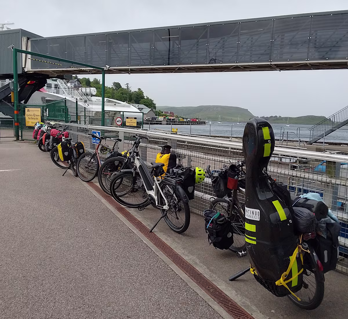 Queuing up for the ferry ride en route to Oban Queuing up for the ferry ride en route to Oban